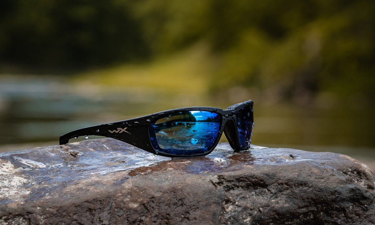 Brilles WileyX BOSS Captivate Pol Blue Mirror Matte Black Frame