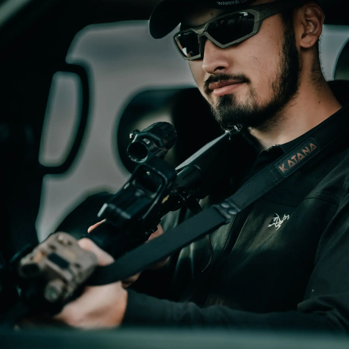 Divu Punktu Ieroču Siksna RAGNAROK Katana Ar Karabīni Black — attēls 9