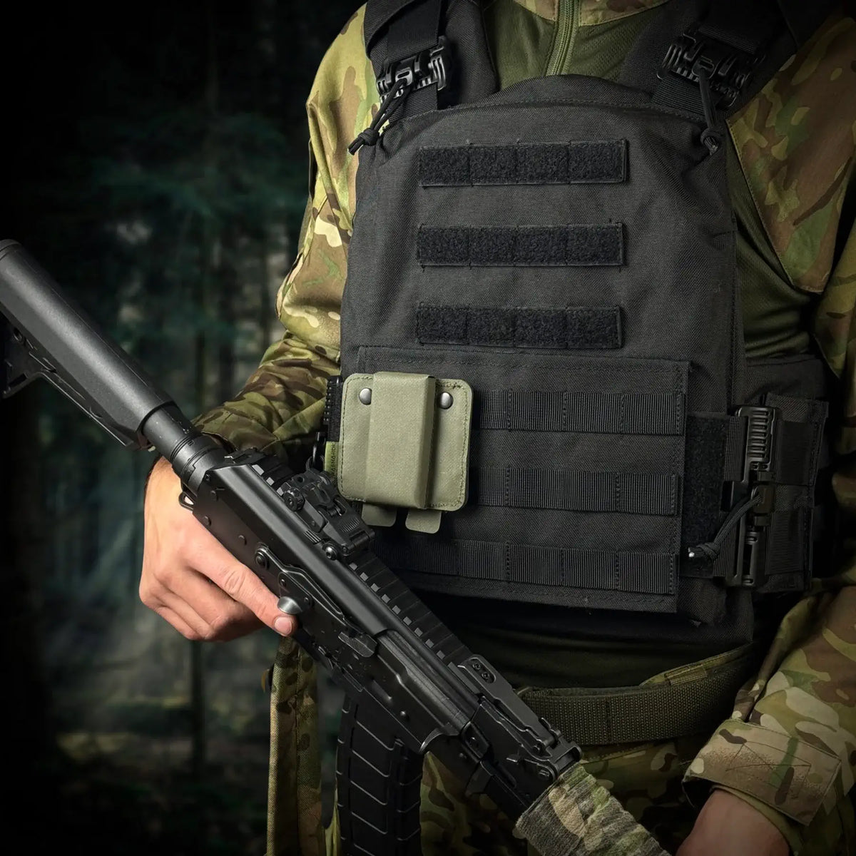 RAGNAROK MAG-R Magnētiskais Ieroča Turētājs Ranger Green