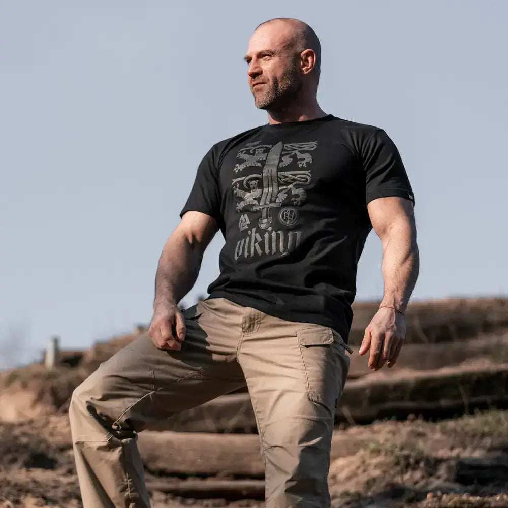 Dobermans Aggressive Viking Lion – Black