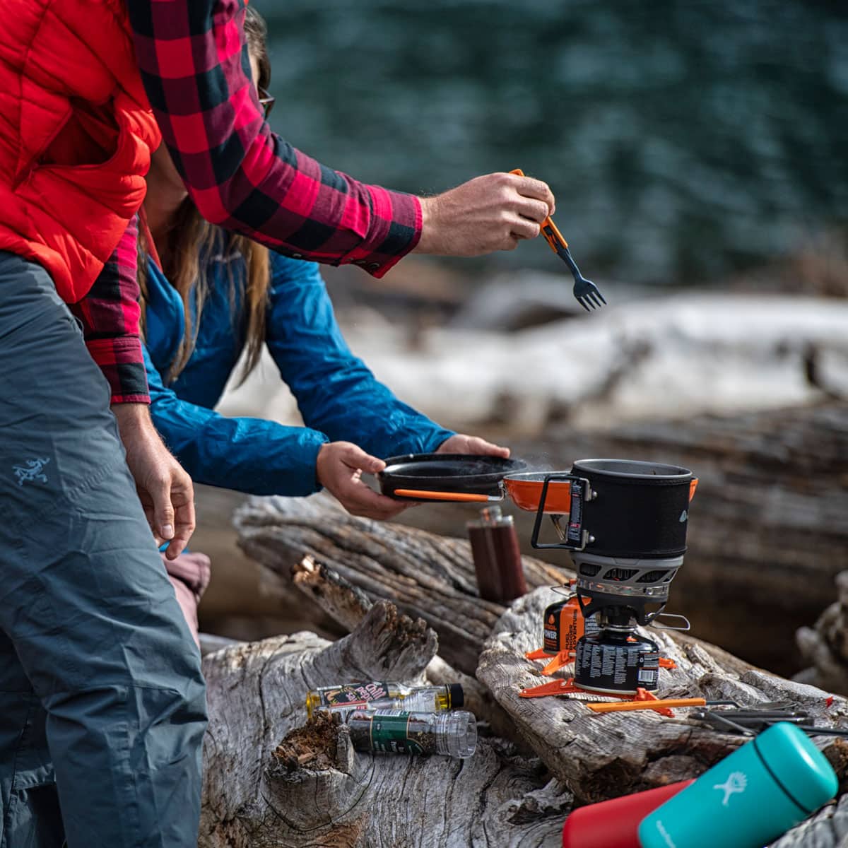 Jetboil  MiniMo 1,0L Carbon, Tūristu plītiņas komplekts
