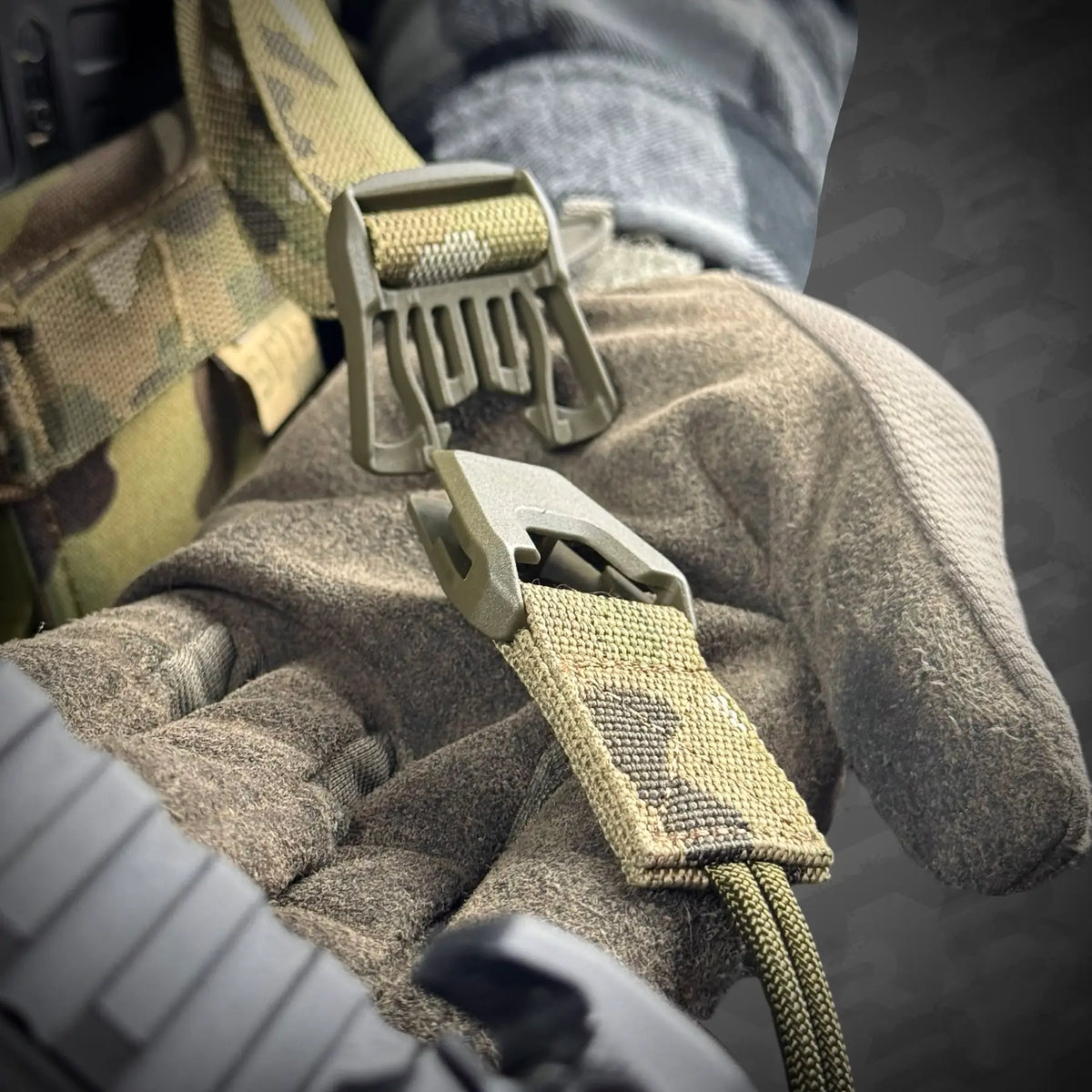 RAGNAROK THOR-1 Papildus Paracord Stiprinājuma Cilpa Multicam