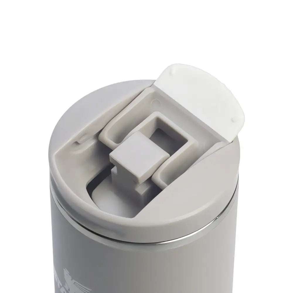 Termokrūze STANLEY The Transit Fliptop Mug 0,47L Gaiši Pelēka